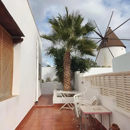 بيت للعطل Casita Del Molino لاس نيغراس